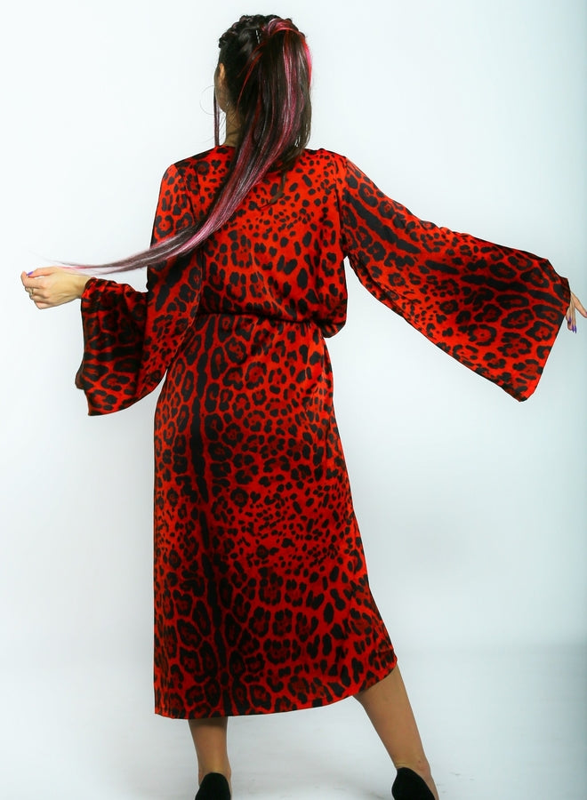 Seda kimono rojo tigre